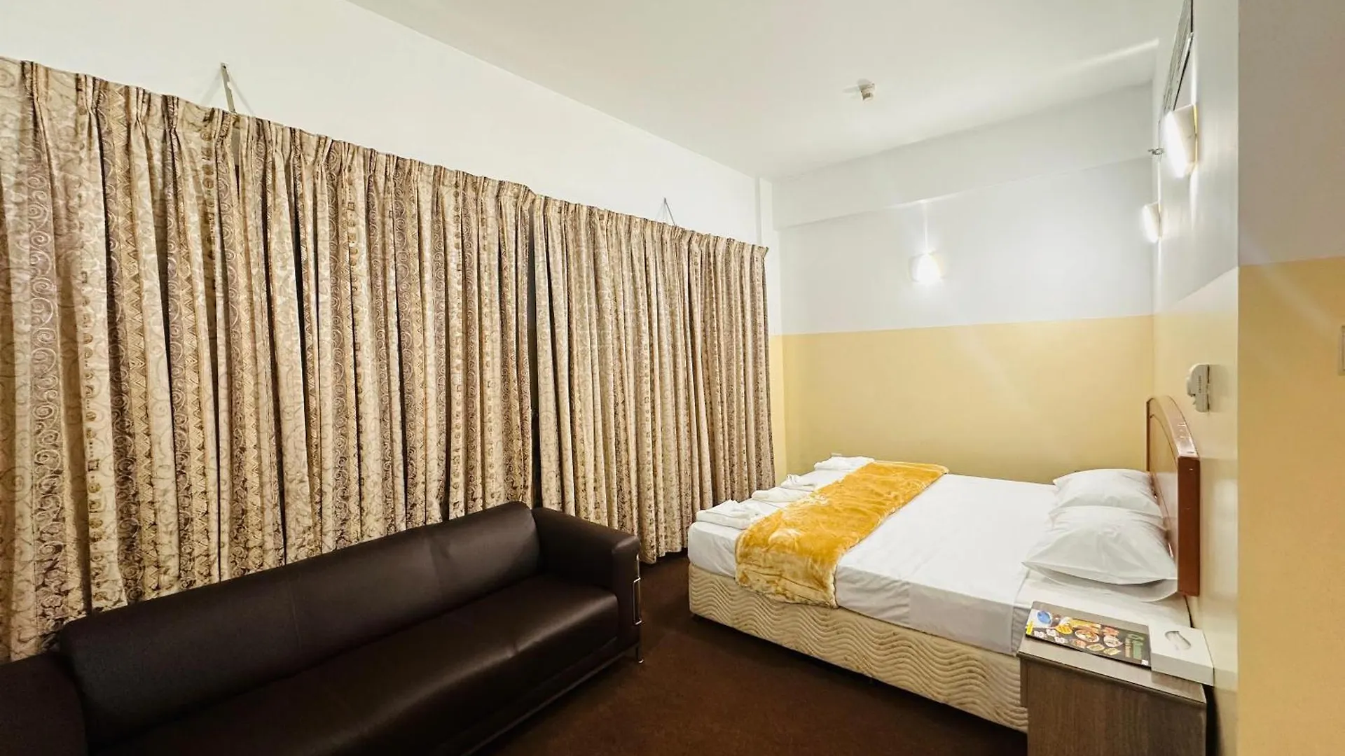 Queens Hotel Dubai