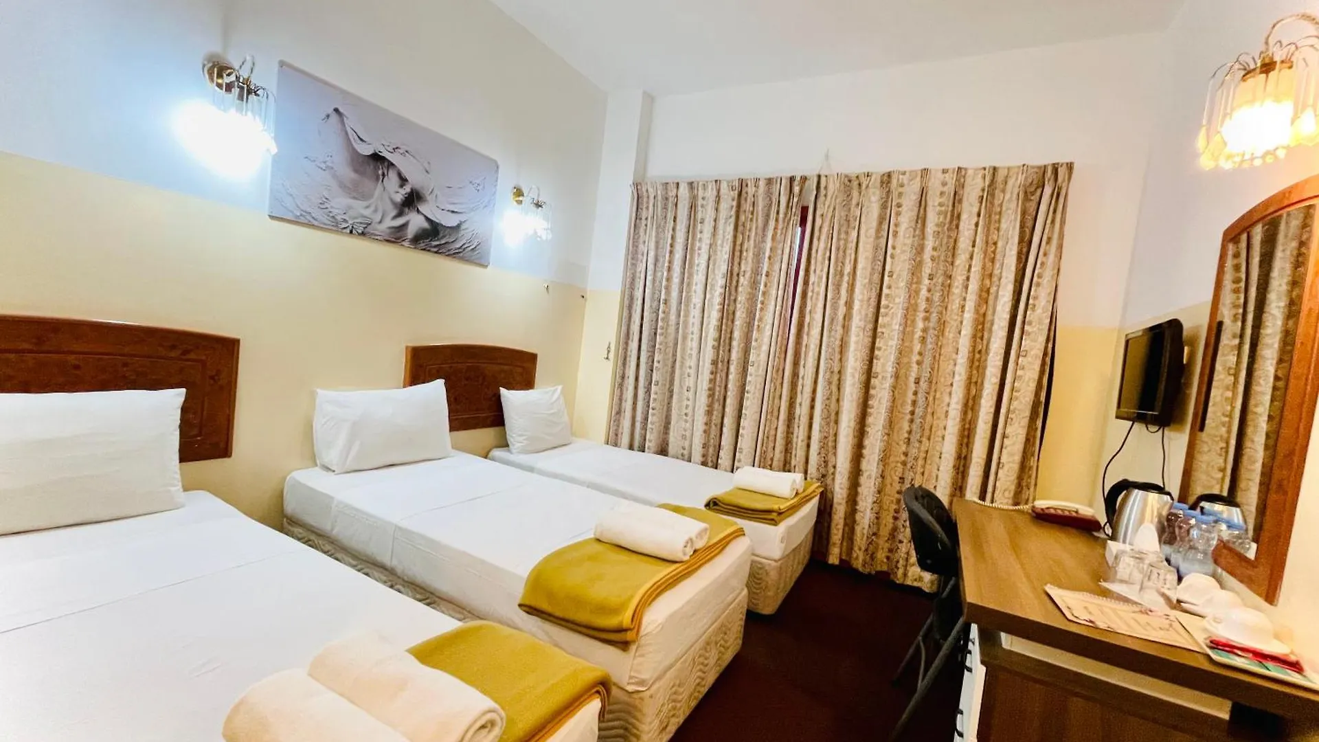 Queens Hotel Dubai