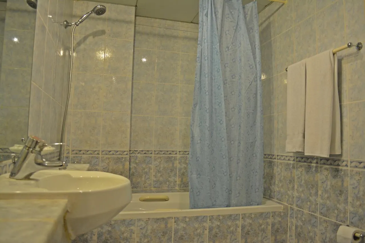 Queens Hotel Dubai 2*,  Emirati Arabi Uniti