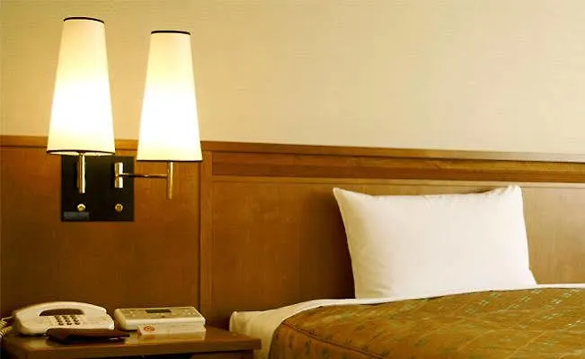 **  Queens Hotel Dubai Emirati Arabi Uniti